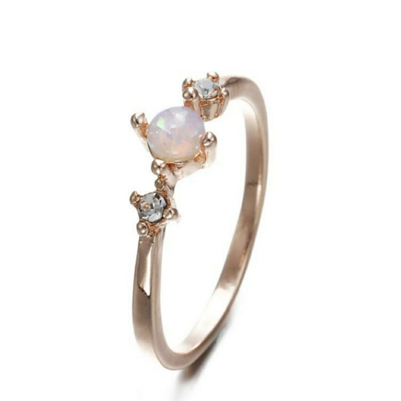 Jewelry - Dainty Opal Ring